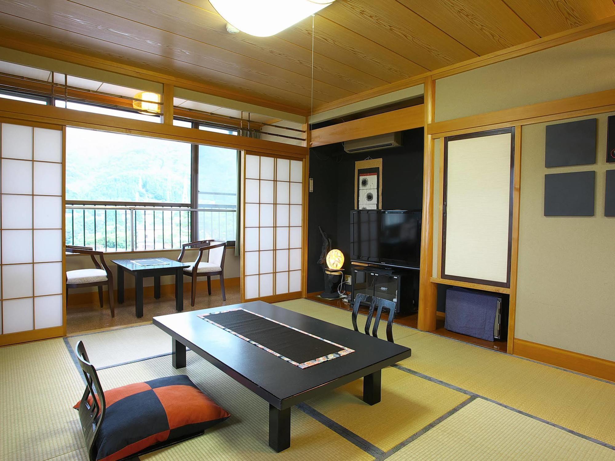 Fujiwara Ryokan Marukyo מראה חיצוני תמונה